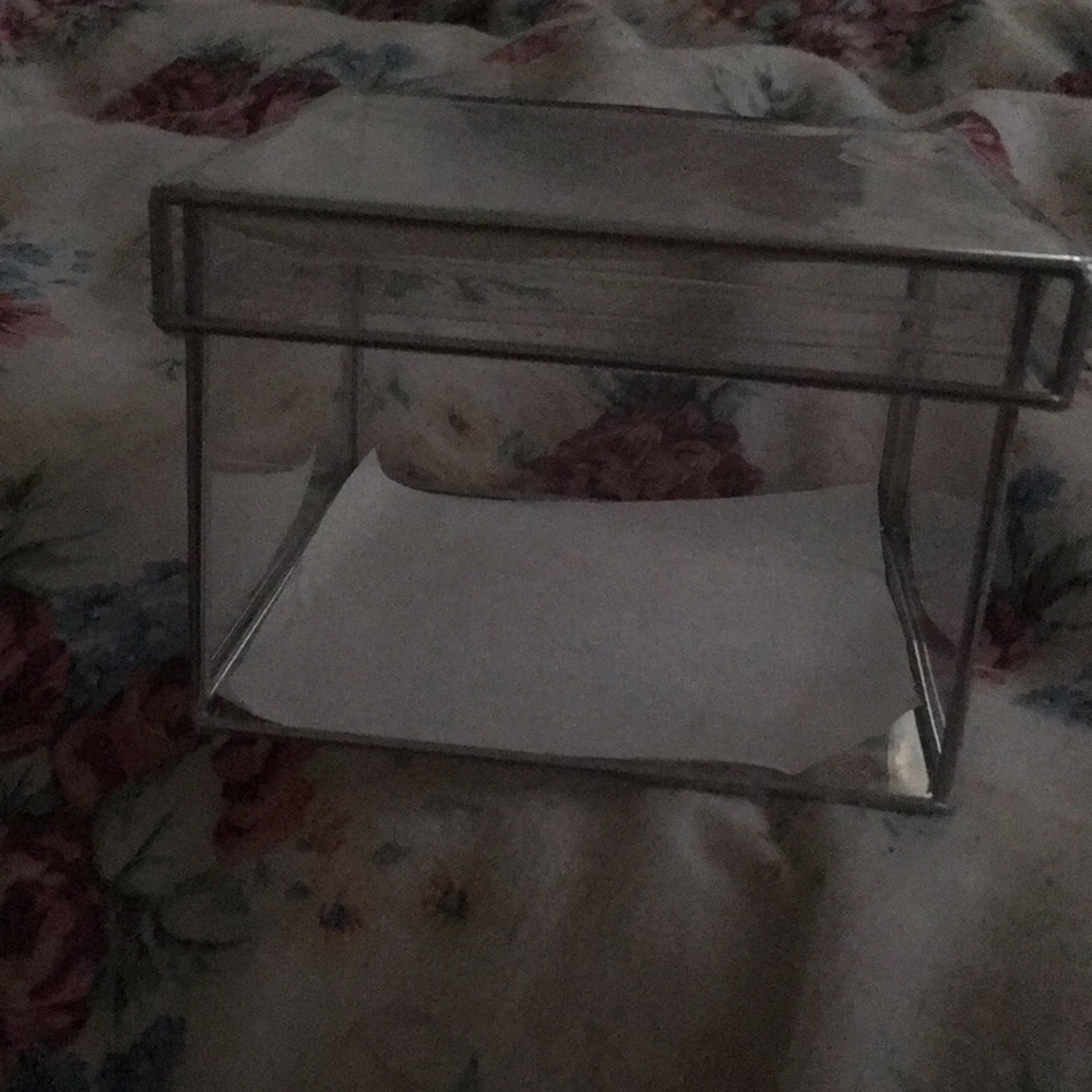 Like new storage box